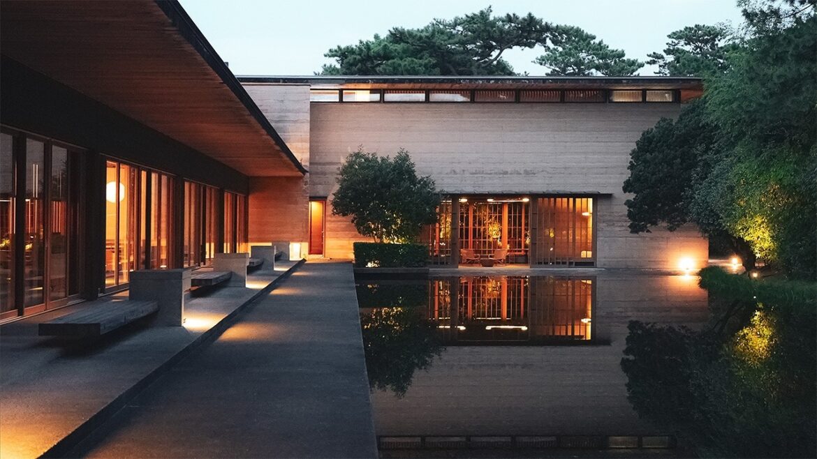 Staying in a Century Old Japanese Garden Hotel with Only Eight Rooms | Numazu Club Staying in a Century Old Japanese Garden Hotel with Only Eight Rooms | Numazu Club