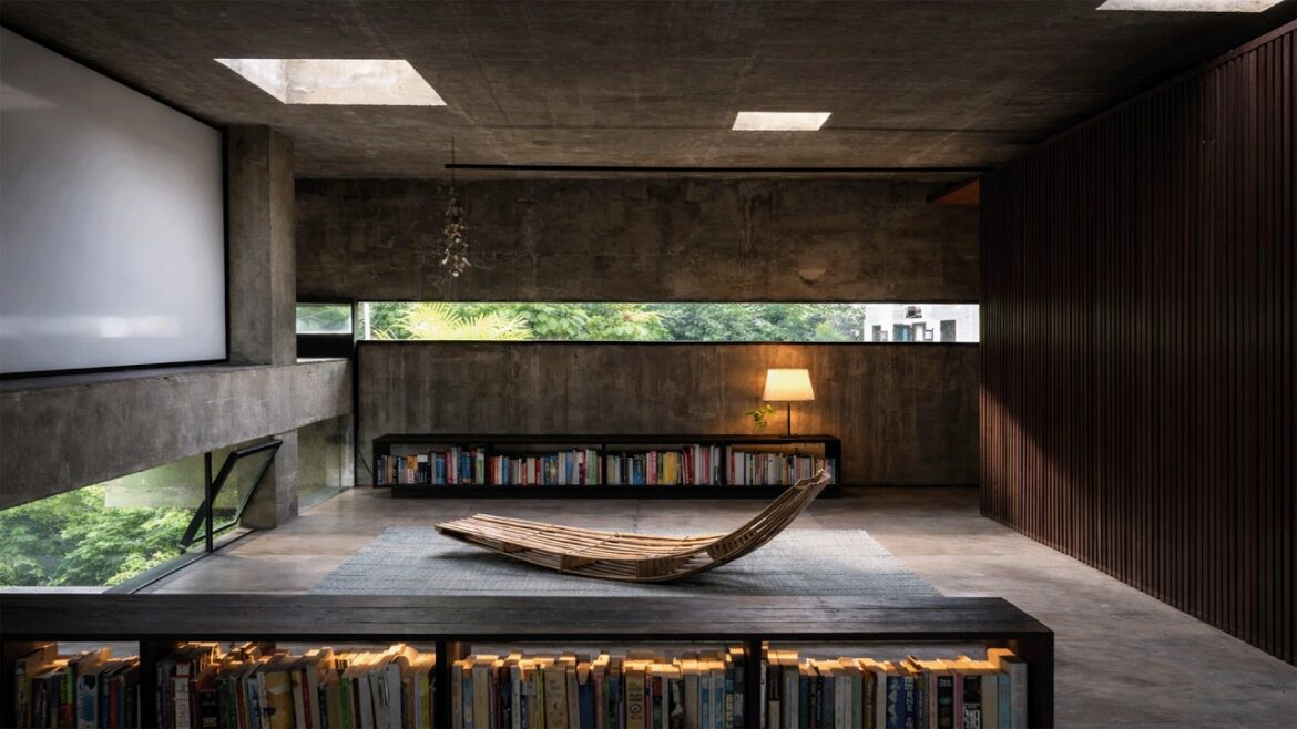 This Concrete House Breathes with the Landscape !! This Concrete House Breathes with the Landscape !!