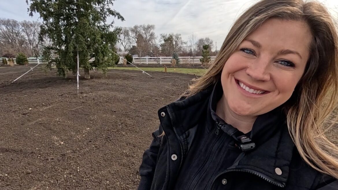 Mulching, Watering & Clearing Out the West Side Flower Bed! 🌿💦✂️ // Garden Answer