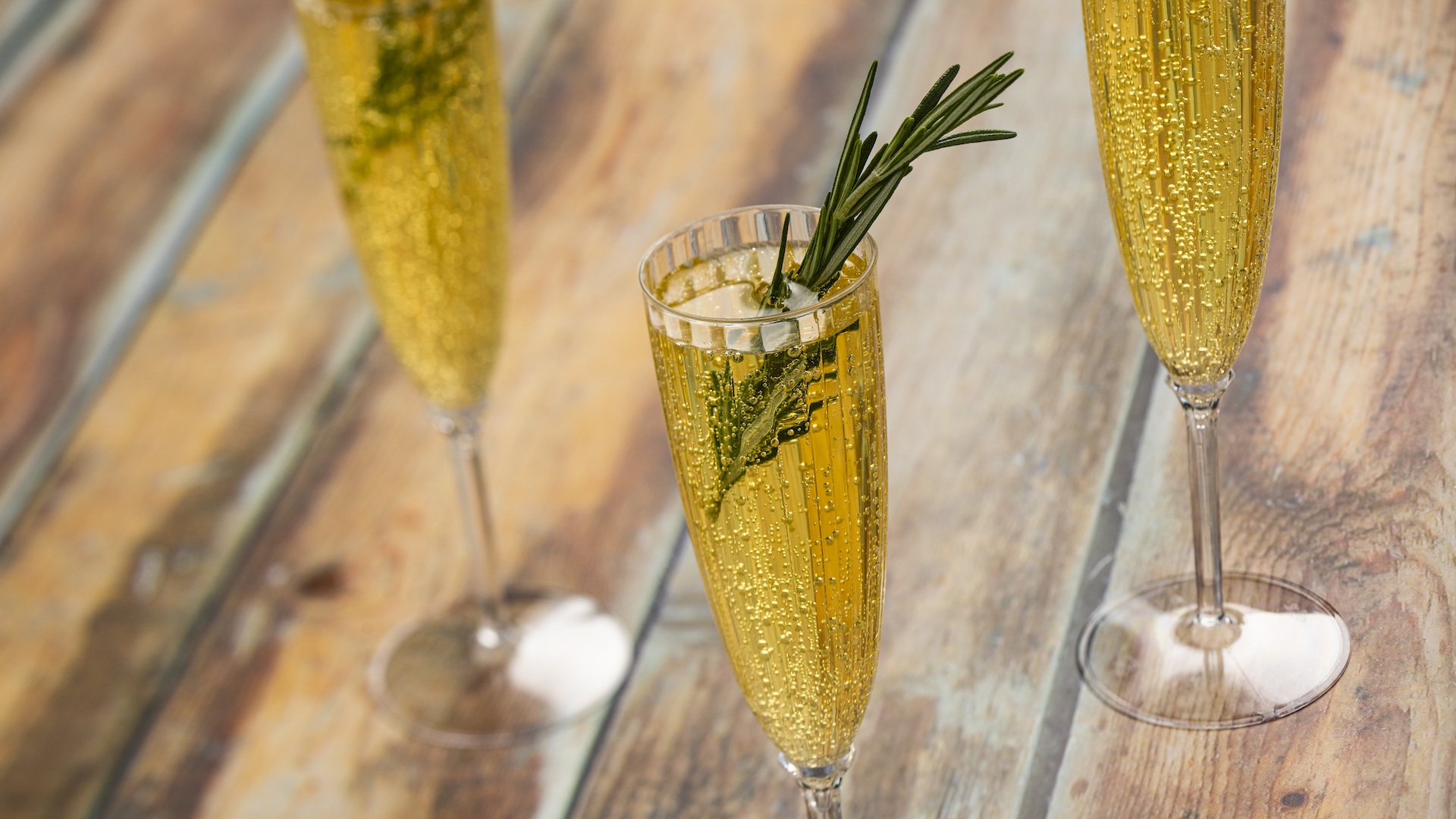 2026-WDW-FG-Foodie-Guide-Apfelschaumwein