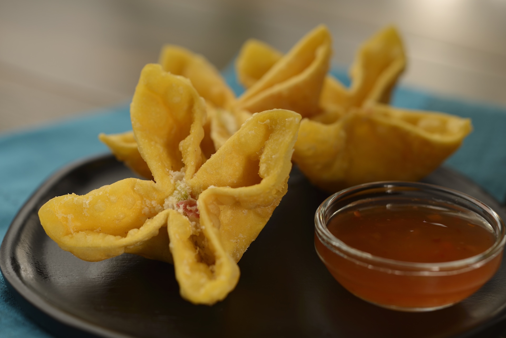 2026-WDW-FG-Foodie-Guide-CrabWonton
