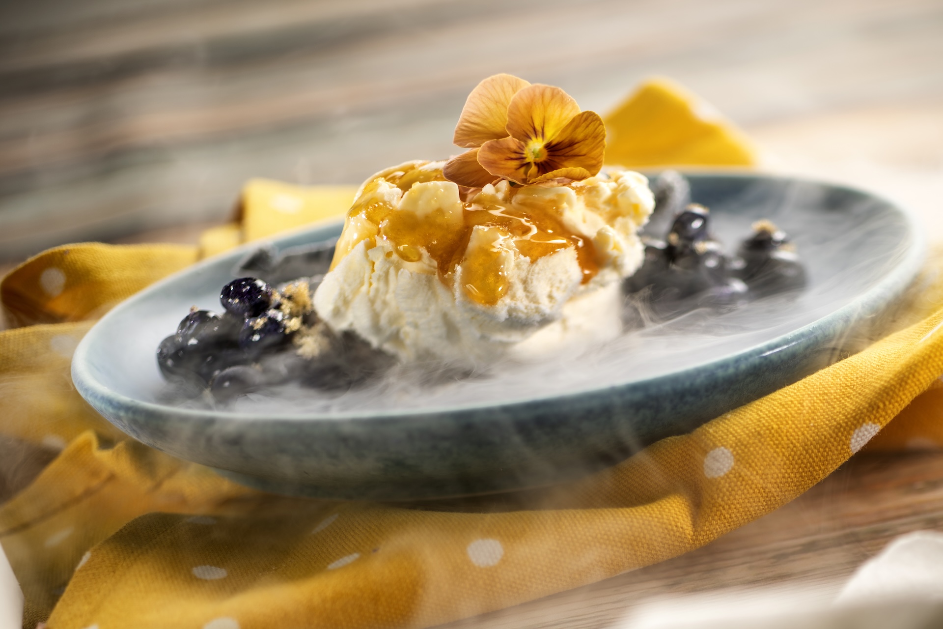 2026-WDW-FG-Foodie-Guide-NitroCheesecake