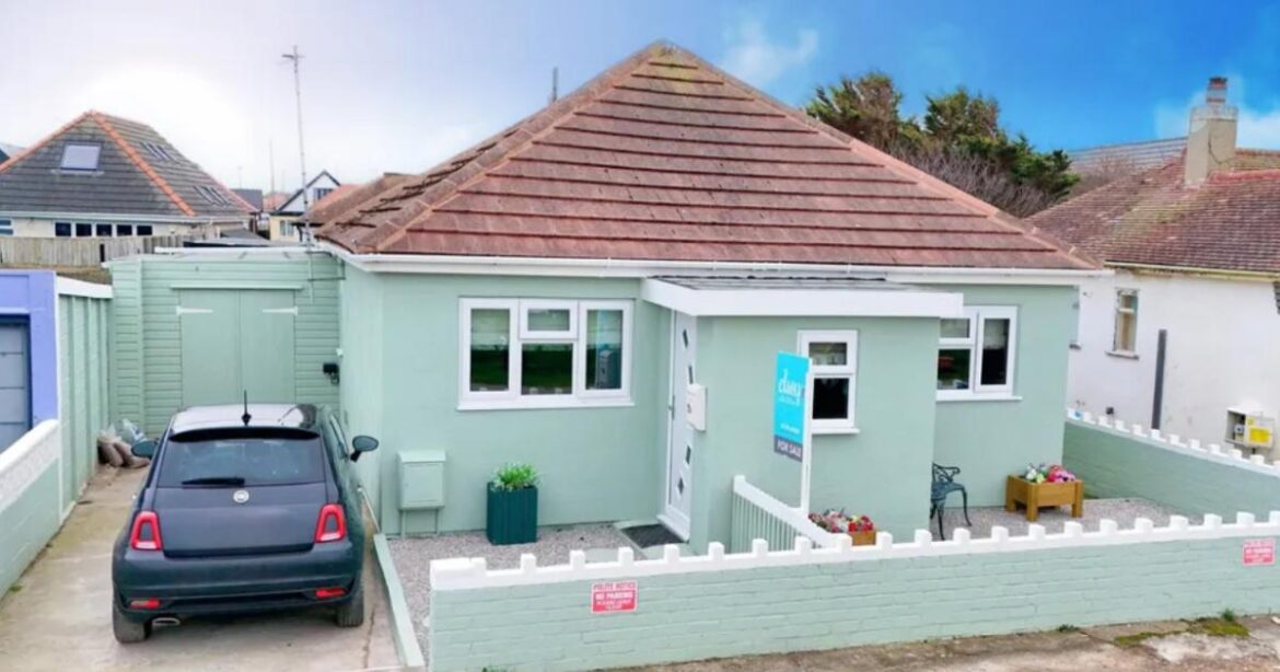 'Individually designed' bungalow for sale in Kinmel Bay