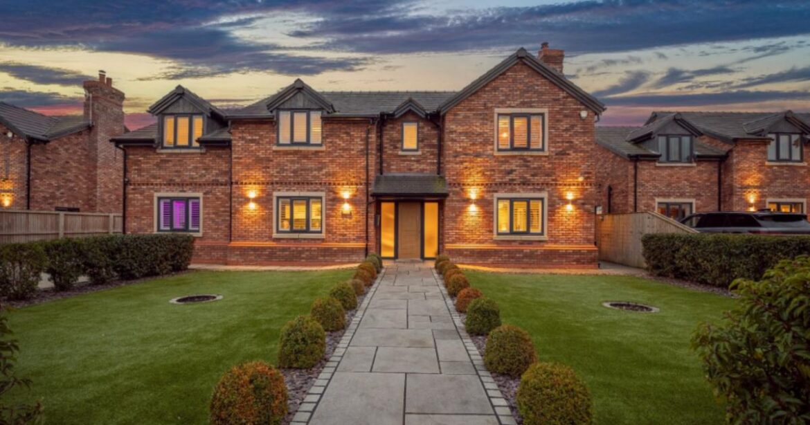 House with 'dream' garden and hot tub for sale in Cheshire