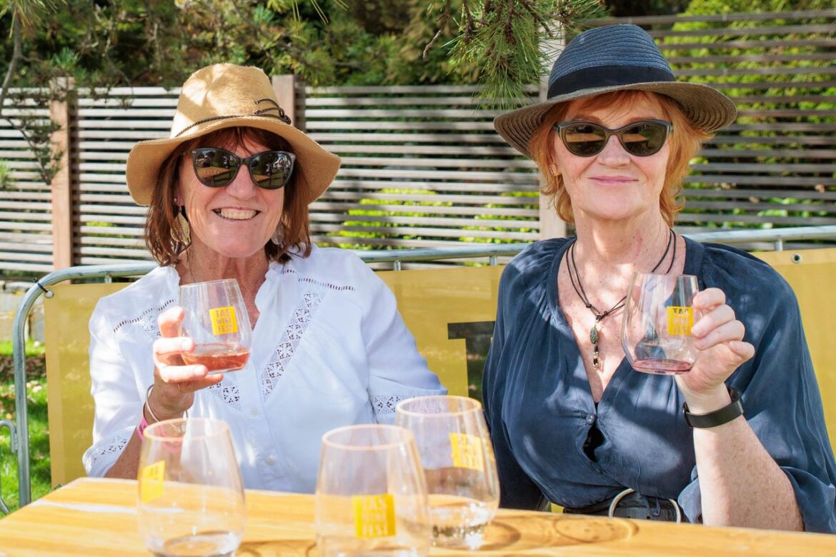 Tasmanian Wine Festival returns to Hobart’s Botanical Gardens