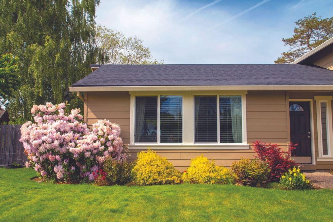 Frontier district talks garden pests