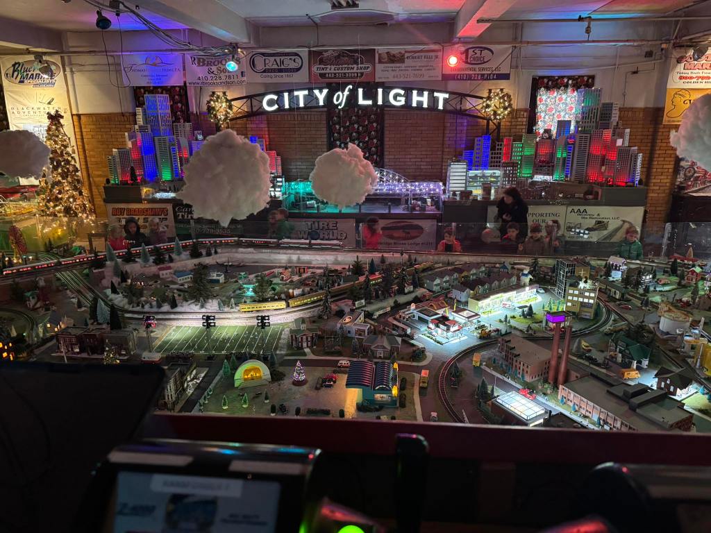 Cambridge Train Garden feud erupts over relocation proposal Cambridge Train Garden feud erupts over relocation proposal