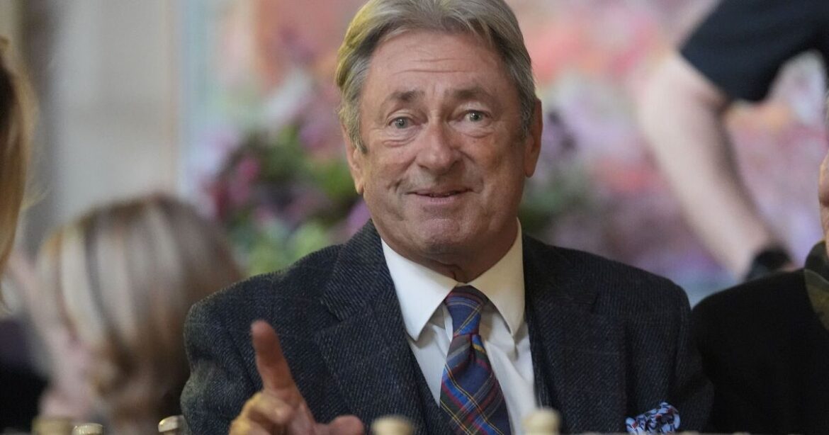 Alan Titchmarsh names the tree he won't have in his garden for simple reason