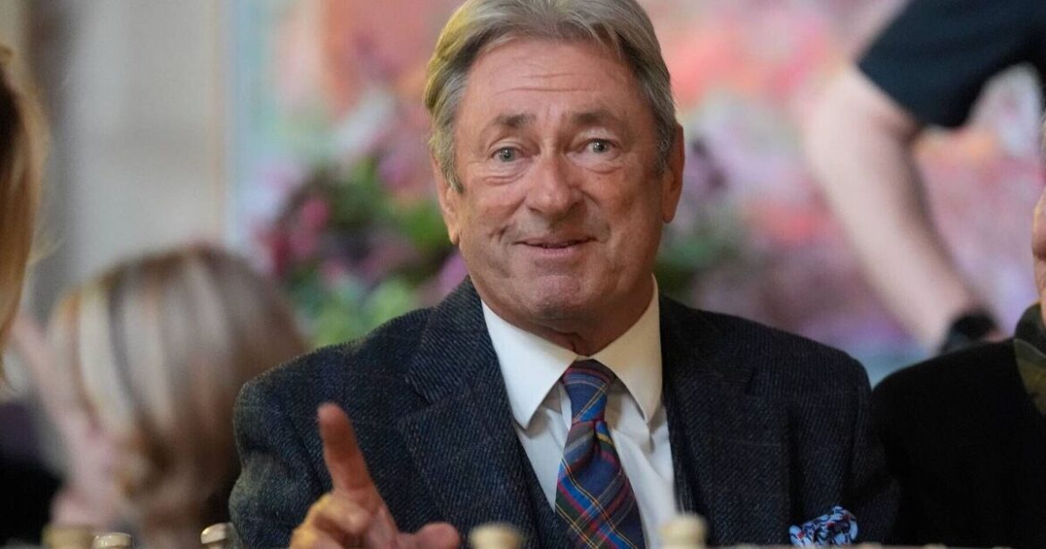 Alan Titchmarsh says 'never, ever' in caution to gardeners after 'telling off'