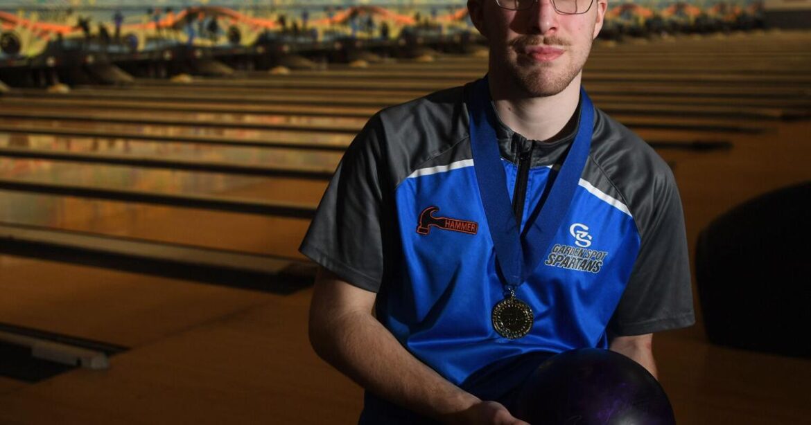 Garden Spot senior keeps rolling along with 2nd straight L-L League boys bowling title | High School Bowling