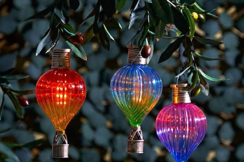 Firefly Solar Light Co Clip-On Hot Air Balloon Lights