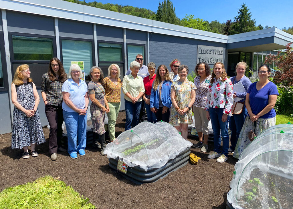 Cornell Cooperative Extension to offer Master Gardener, chainsaw safety courses Cornell Cooperative Extension to offer Master Gardener, chainsaw safety courses