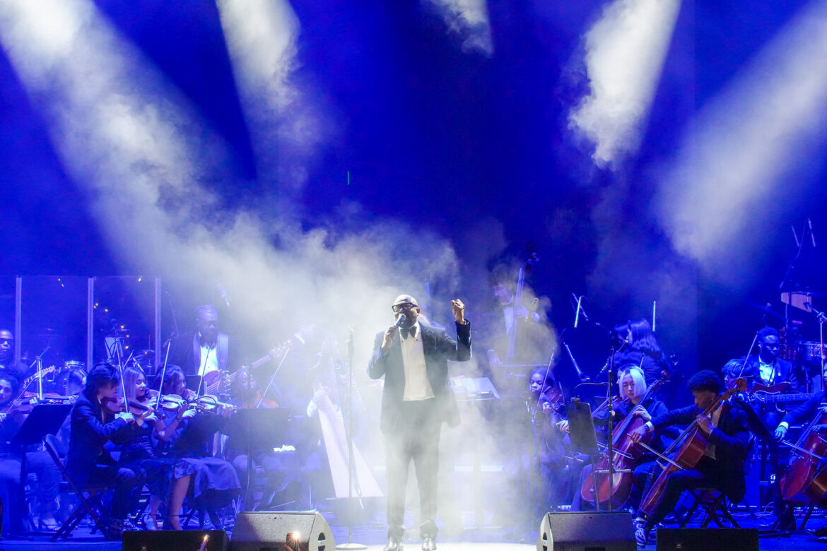  Arly Larivière’s konpa symphony at MSG tugs at fans’ hearts on Valentine’s Day