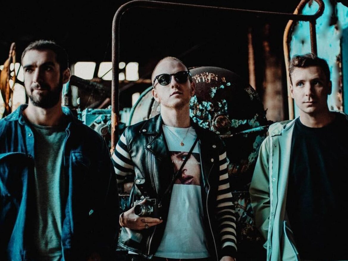 Two Door Cinema Club to headline Madison Square Garden