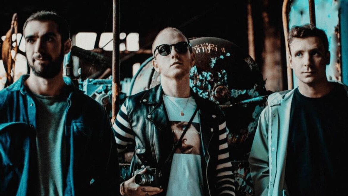 Two Door Cinema Club Announce 2026 Headlining Show at Madison Square Garden