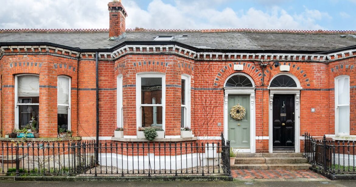 Upgraded villa on Portobello’s Vernon Street with extension and courtyard garden – The Irish Times Upgraded villa on Portobello’s Vernon Street with extension and courtyard garden – The Irish Times