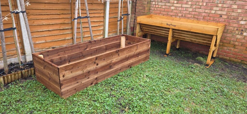 Todays achievement, three planters built! Todays achievement, three planters built!