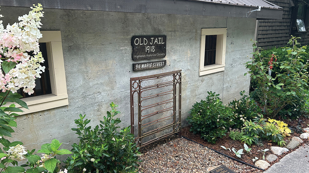 highlands-nc-mountain-garden-club-jail