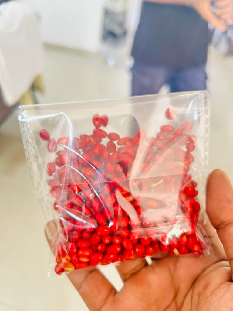 I can help you with these e.navo berries.