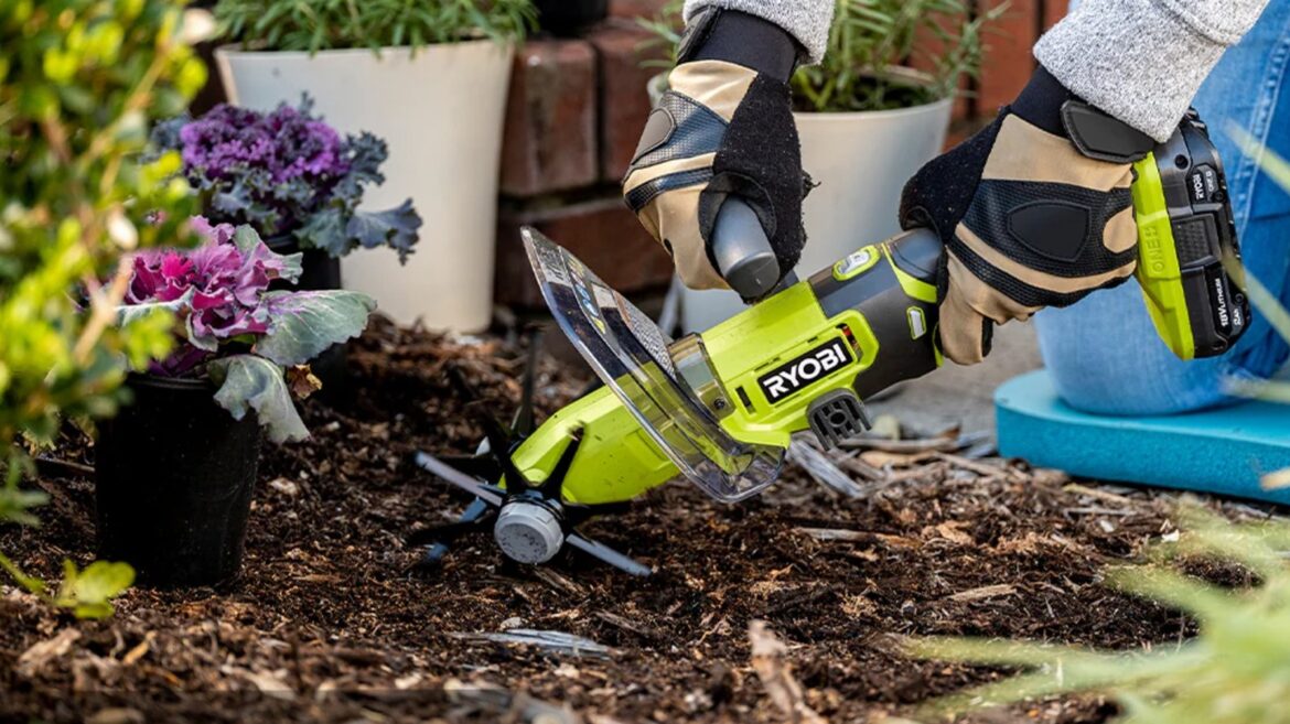 3 Tools Home Depot Sells That Lowe’s Doesn’t 3 Tools Home Depot Sells That Lowe's Doesn't