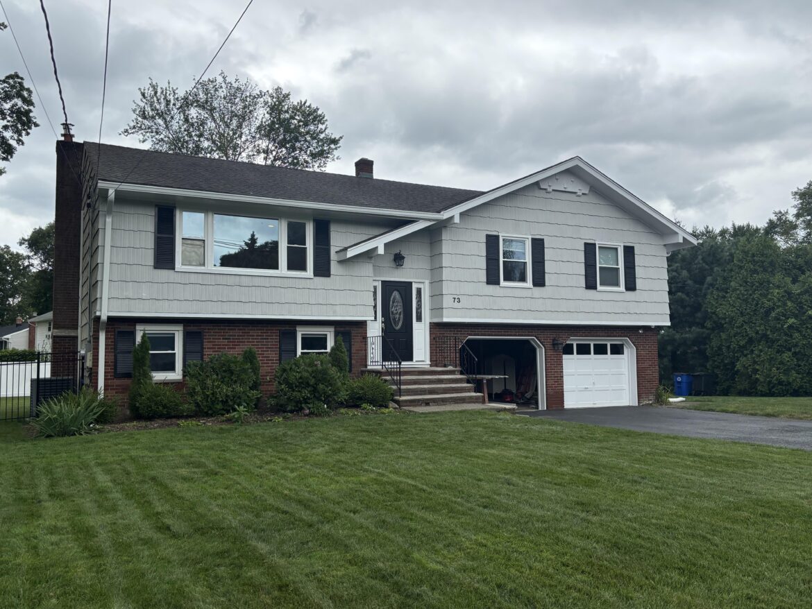 Help with adding some curb appeal to front yard!!