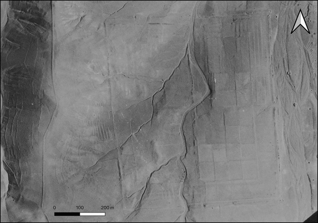 The garden site visible on georectified RAF photograph