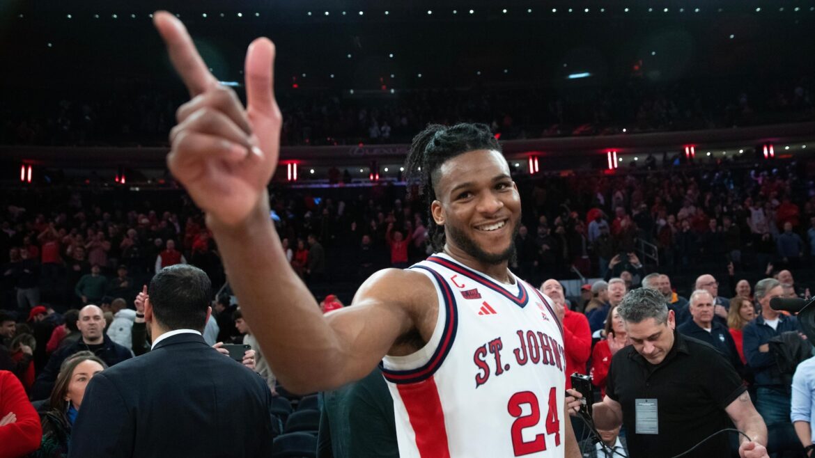 No. 22 St. John's makes Big East statement, ending 18-game win streak for third-ranked UConn