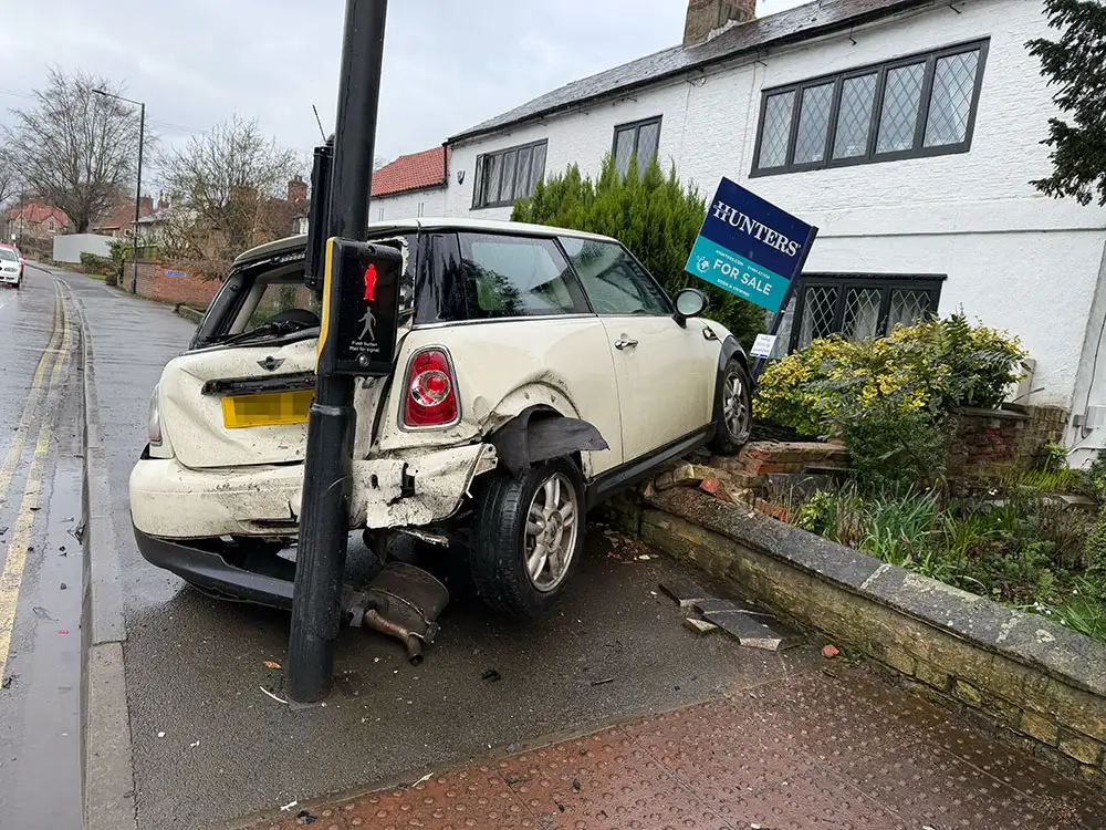 Car crashes into garden at busy York junction | YorkMix Car crashes into garden at busy York junction | YorkMix