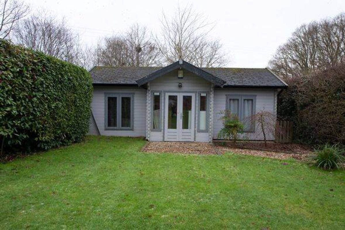 Cabin in the garden