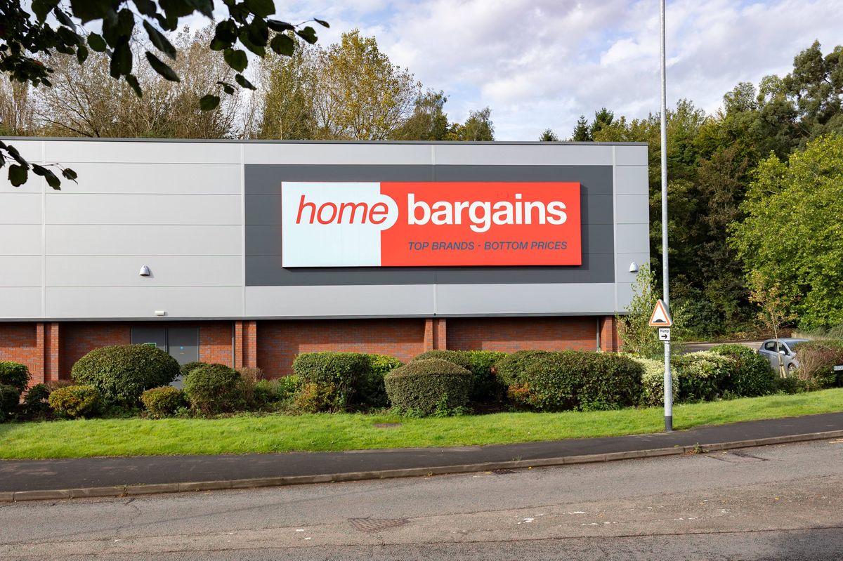 Hanley-Stoke-on-Trent, Staffordshire-United Kingdom October, 02 , 2023 Front of a Home Bargains discount shop