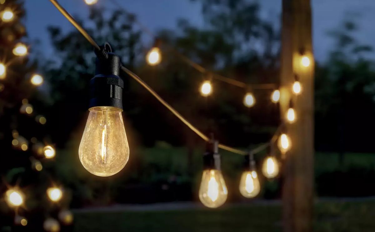 The lights give off a vintage vibe