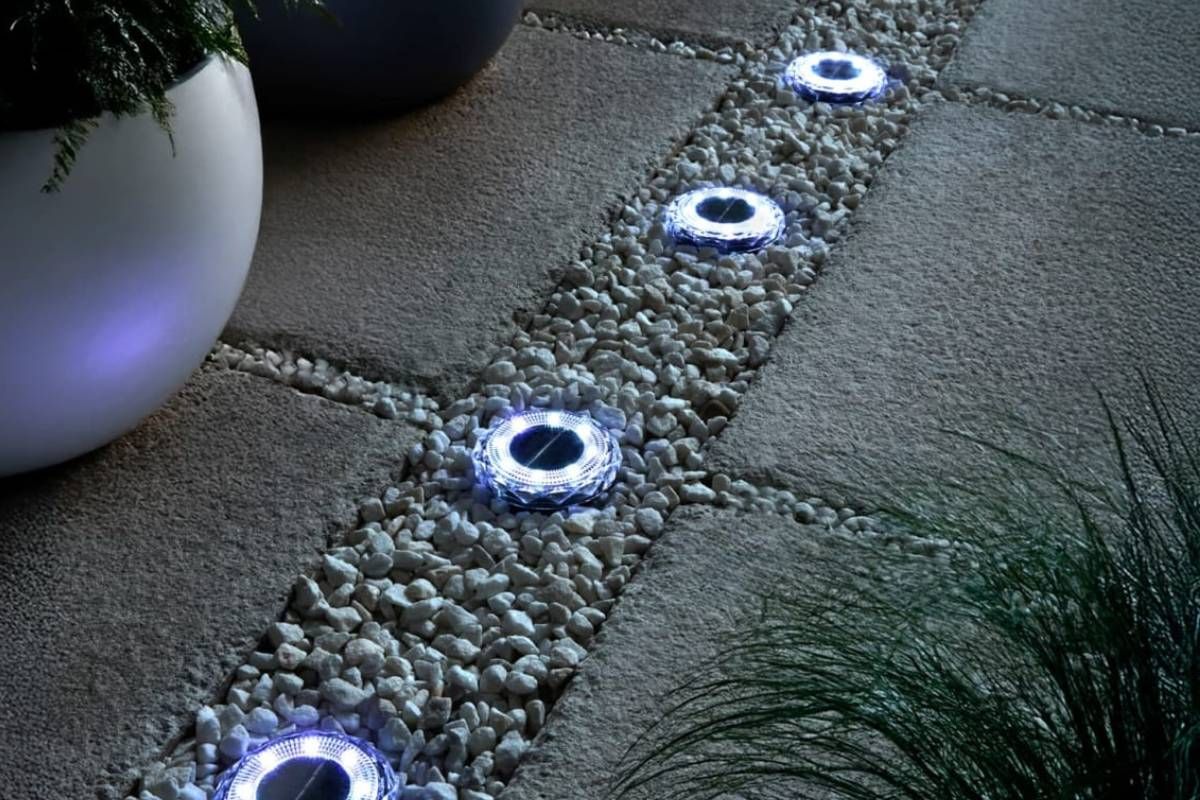 Mason & Jones Crystal Effect Ground Lights at B&M