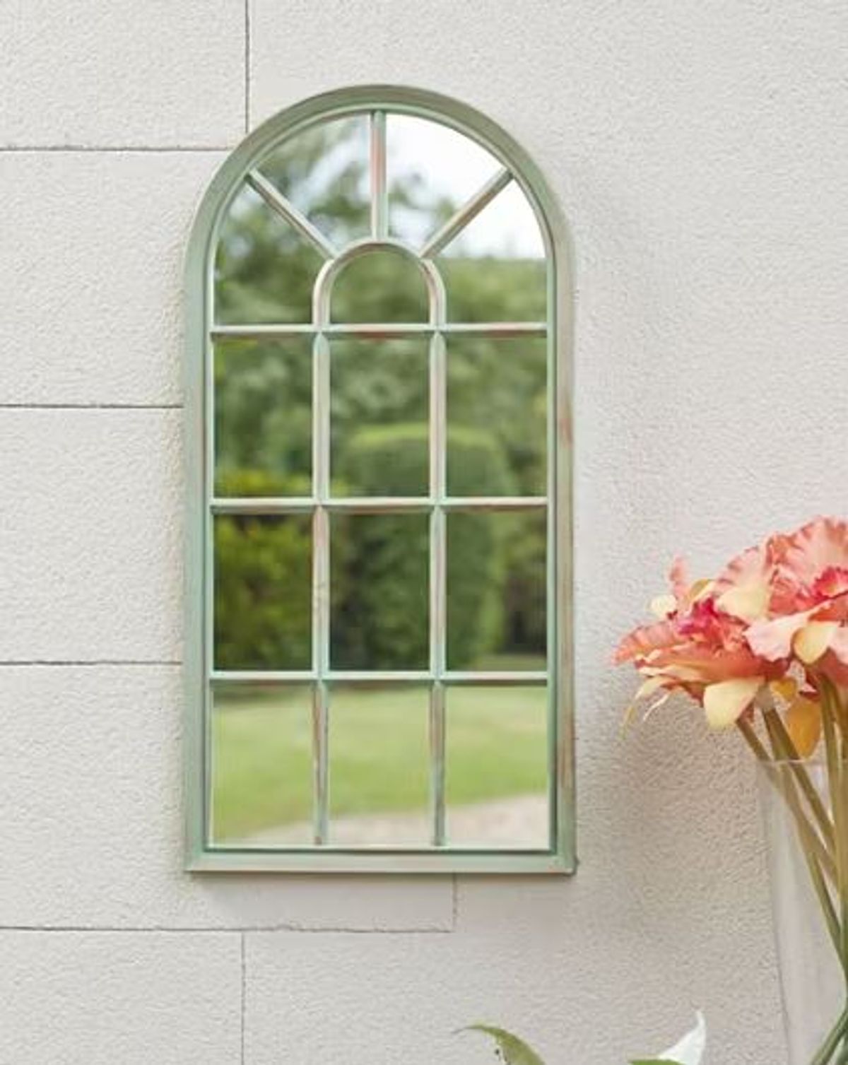 Aldi is selling the Decorative Garden Mirror