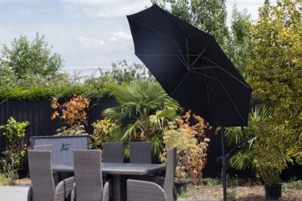 Garden parasol