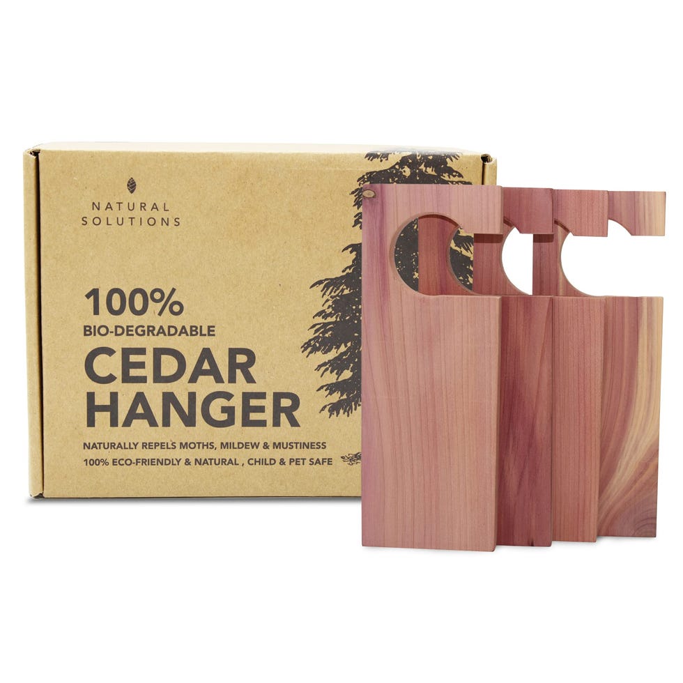 Natural Solutions – Wardrobe Cedar Wood Hangers