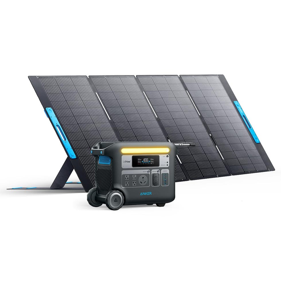 Solix F2000 Solar Generator