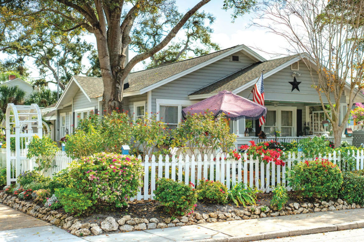 Spend a Day Touring Gillespie Park and Its Cottage Gardens Spend a Day Touring Gillespie Park and Its Cottage Gardens