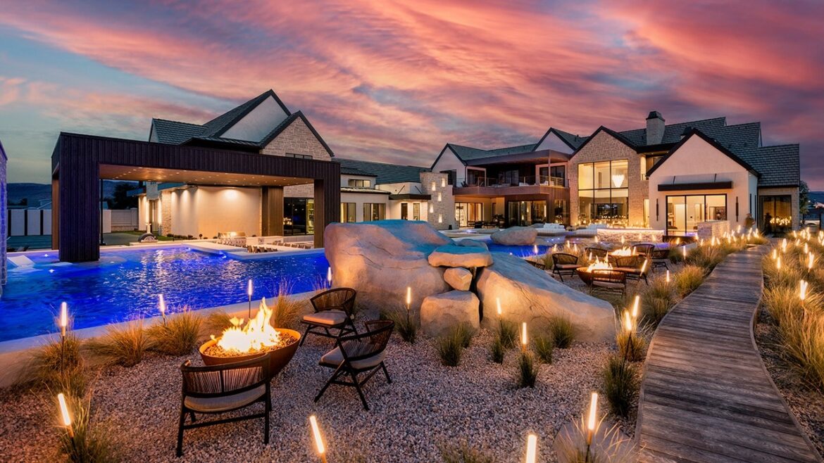 This is What A 2 Million Dollar Yard Looks Like This is What A 2 Million Dollar Yard Looks Like
