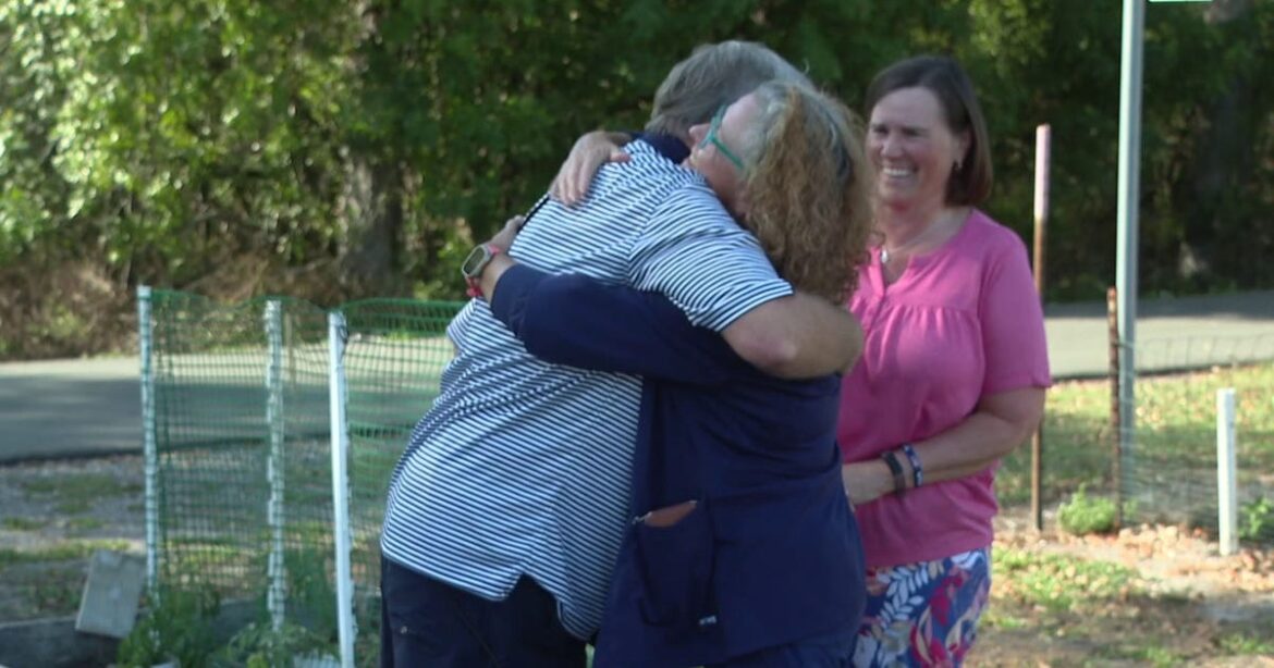 Chance encounter with cardiac nurse helps save Sun City gardener after sudden heart attack
