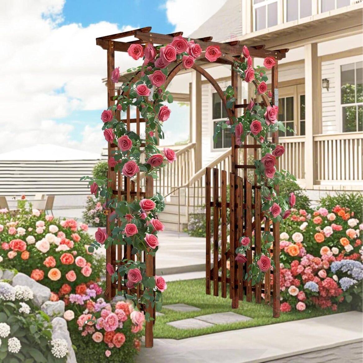 Everything You Need to Build a Cottage Garden This Spring