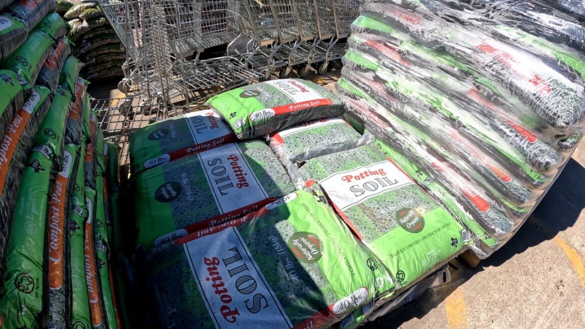 SHOPPING FOR GARDEN SUPPLY