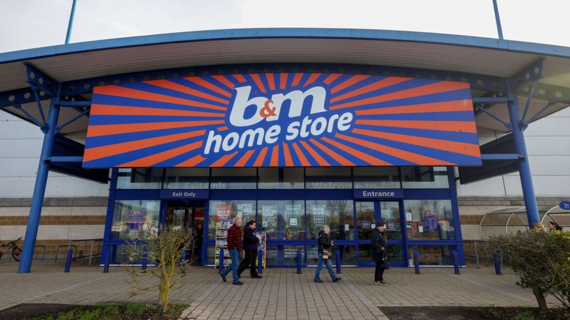 B&M selling ‘stylish’ £3 crackle light that makes gardens ‘look cool’ Liverpool Echo
