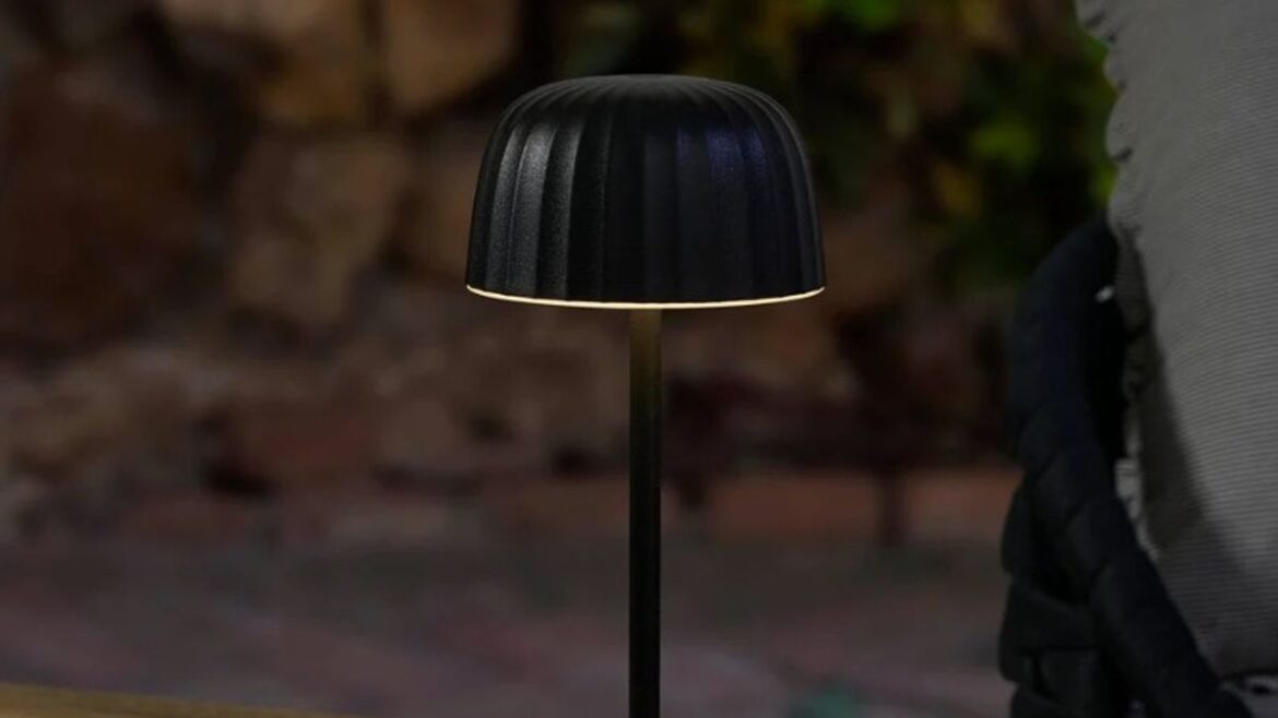 Dusk’s sale £17 lamp ‘with no wires’ is ‘perfect for garden parties’ Liverpool Echo