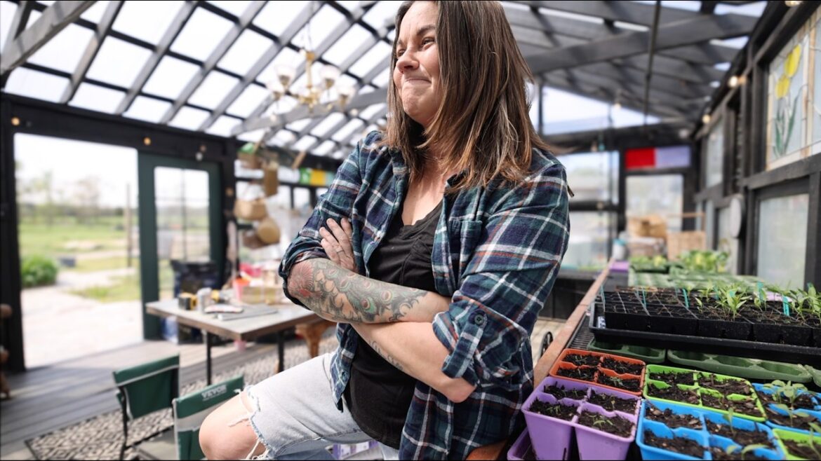 Roots and Refuge Farm: I can’t stay out of the garden. I can’t stay out of the garden.