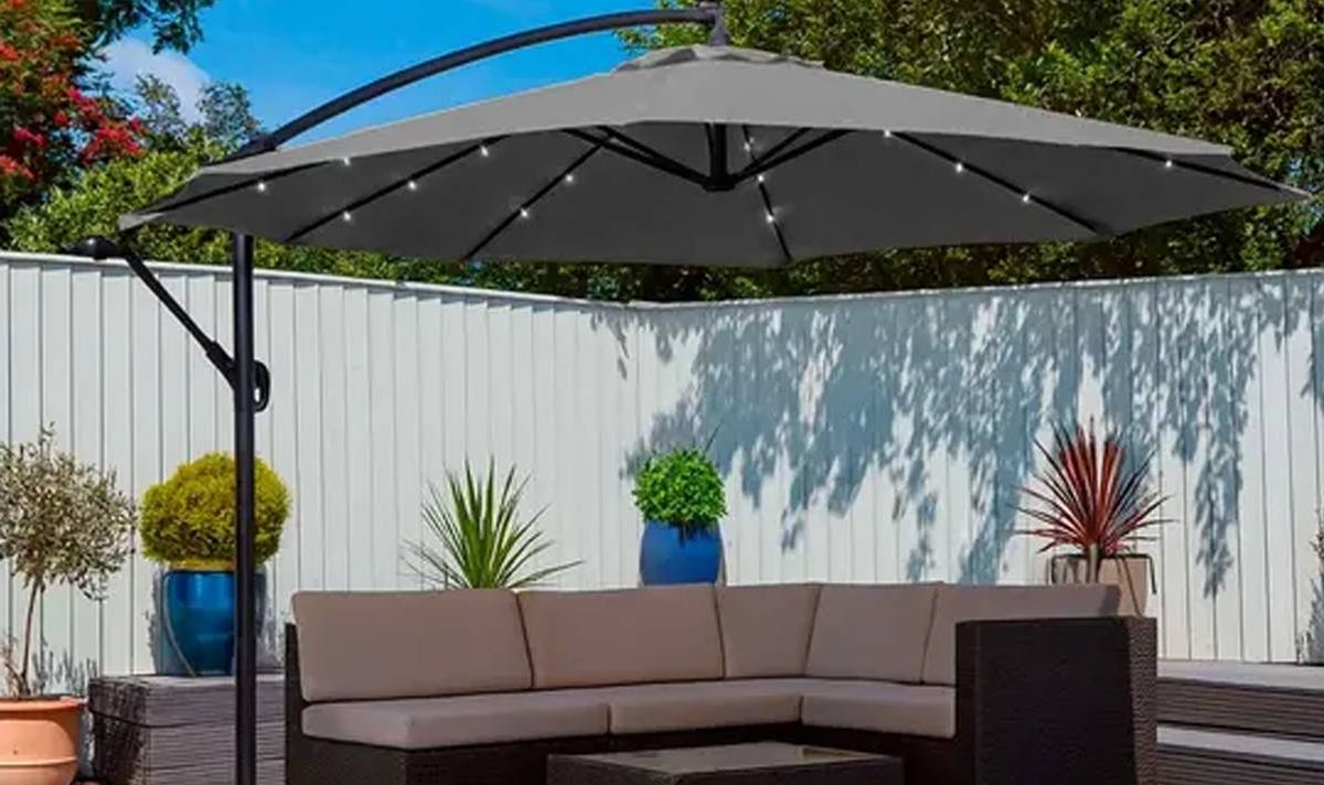 The Neo 3M Outdoor Freestanding Parasol