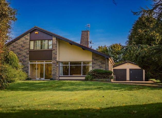 House with large garden in Louth village of Blackrock hits the market with €850,000 price tag House with large garden in Louth village of Blackrock hits the market with €850,000 price tag