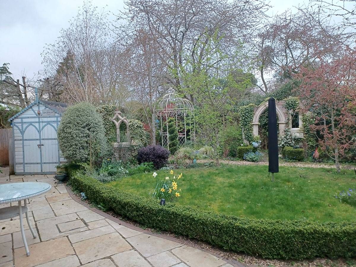 Rob and Margaret Isdale's garden