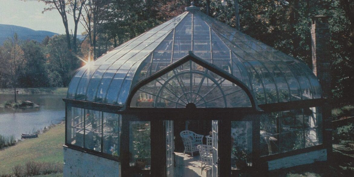 The Dreamiest, Most Luxurious Garden Buildings Ever Published in House Beautiful