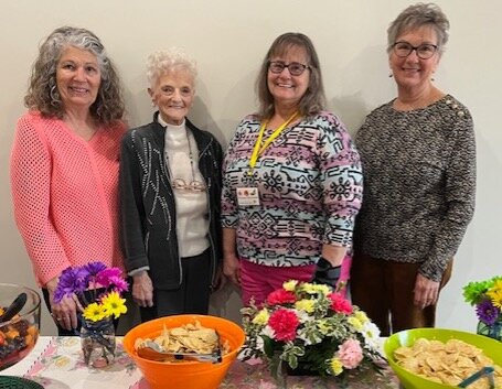 Flower Lovers Garden Club | Journal Review Flower Lovers Garden Club | Journal Review