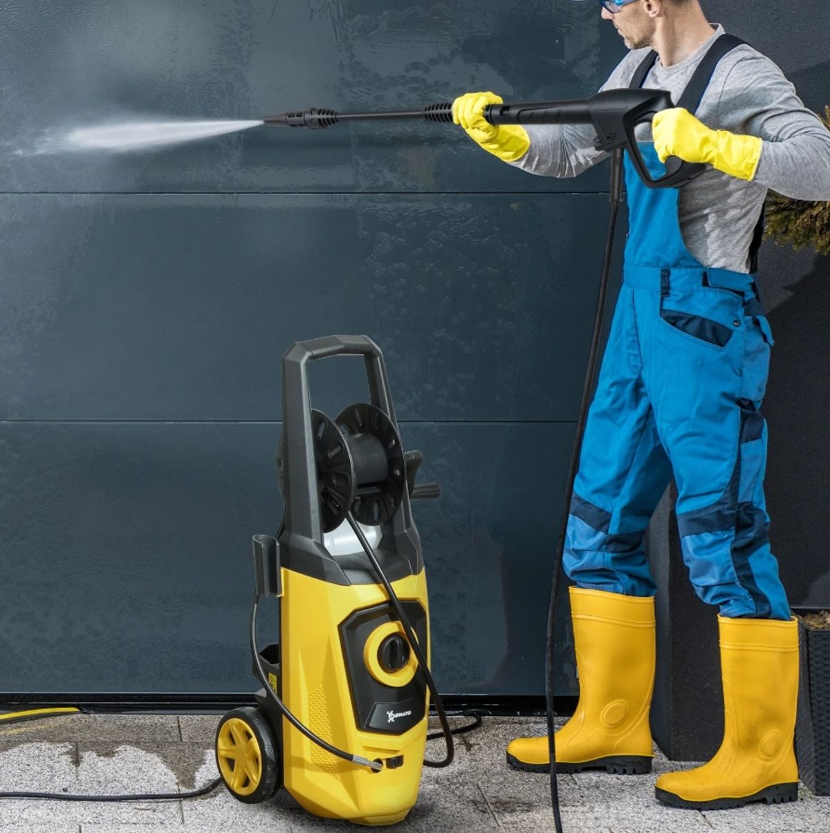 The pressure washer